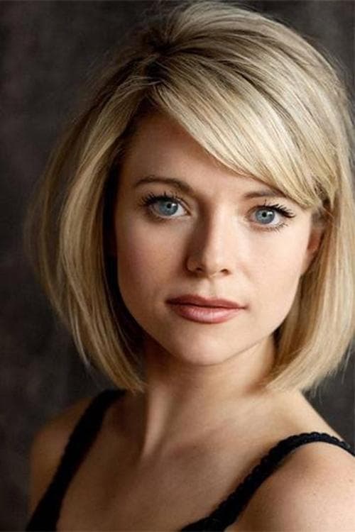 Antonia Bernath profile photo