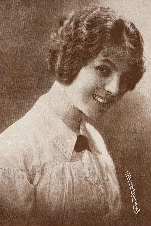 Suzanne Grandais profile photo