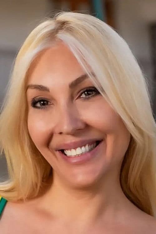 Christina Rapado profile photo