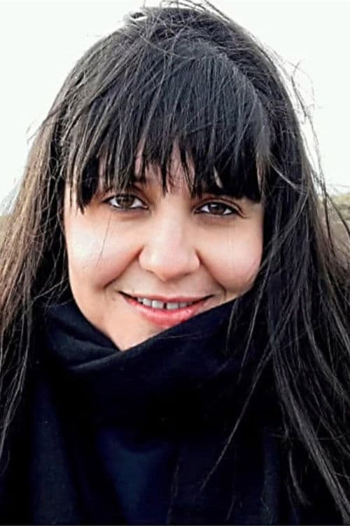 Flávia Neves profile photo