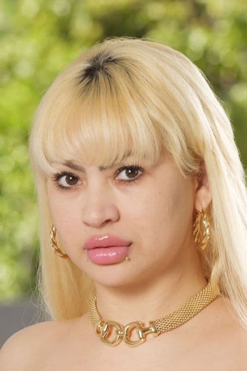 Nadia Mia profile photo