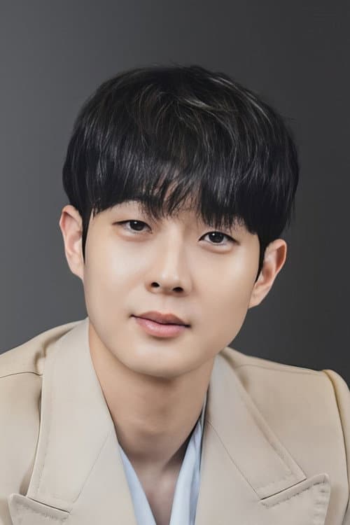 Choi Woo-shik profile photo