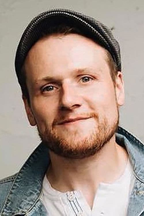 Chris Llewellyn profile photo