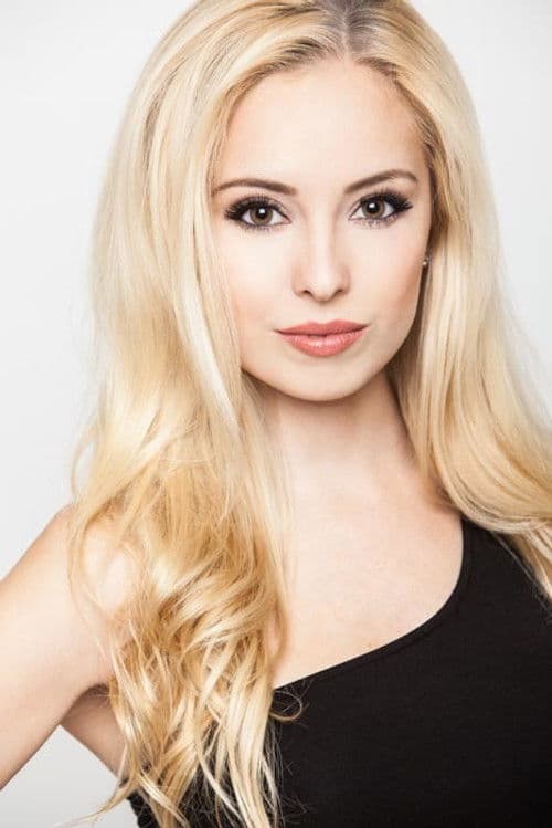 Sarah Rhoades profile photo