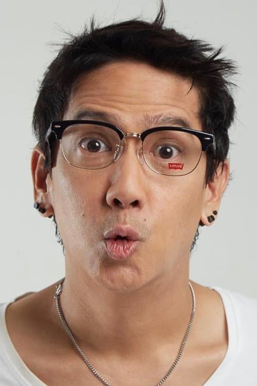 Paopon Thephasdin profile photo