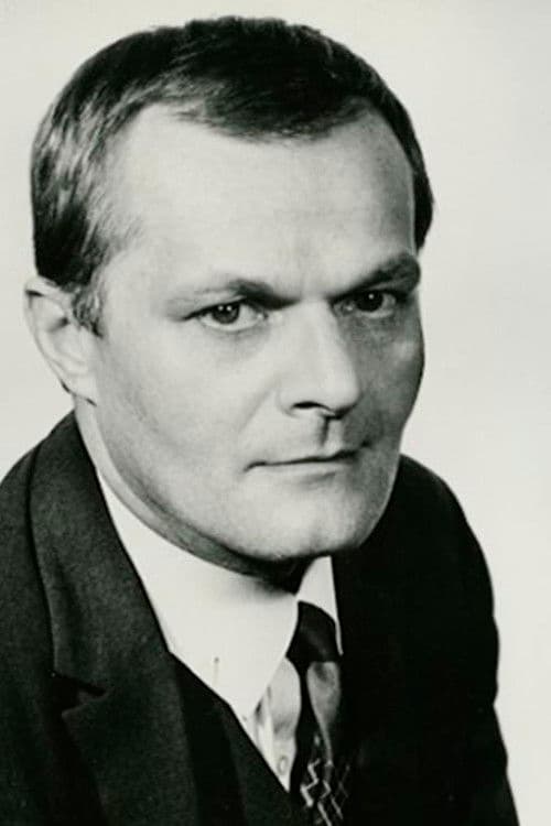 Iván Darvas profile photo