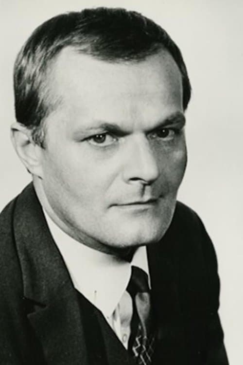 Iván Darvas profile photo