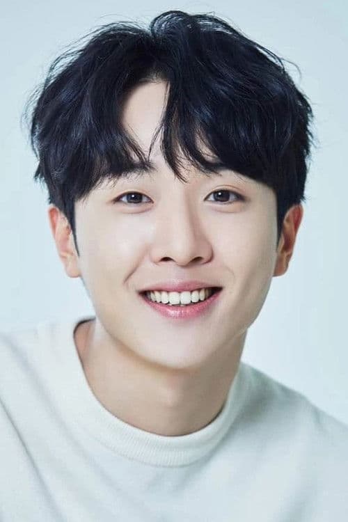 Yun Woo profile photo