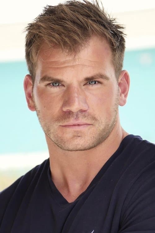 Derek Poole profile photo