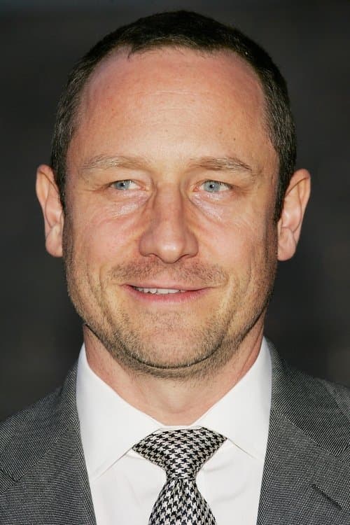 Sam Robards profile photo