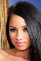 Raven Bay profile photo