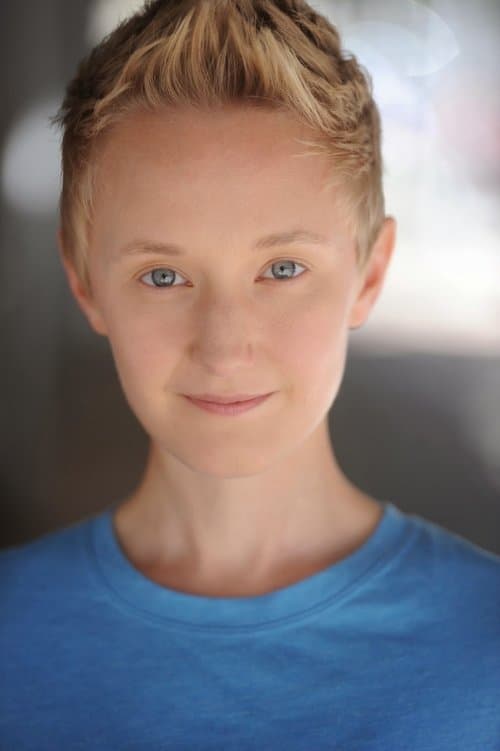 Em Grosland profile photo