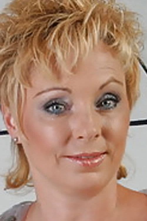 Isabel Golden profile photo