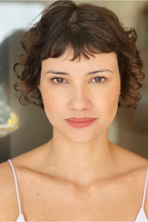 Aline Flores profile photo