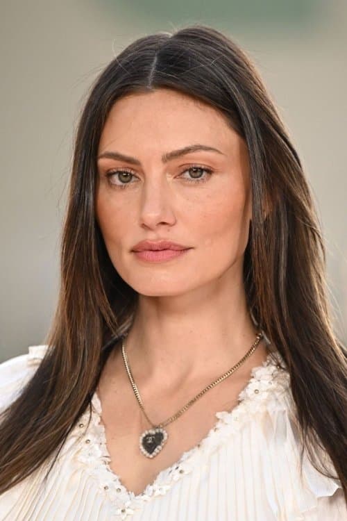 Phoebe Tonkin profile photo