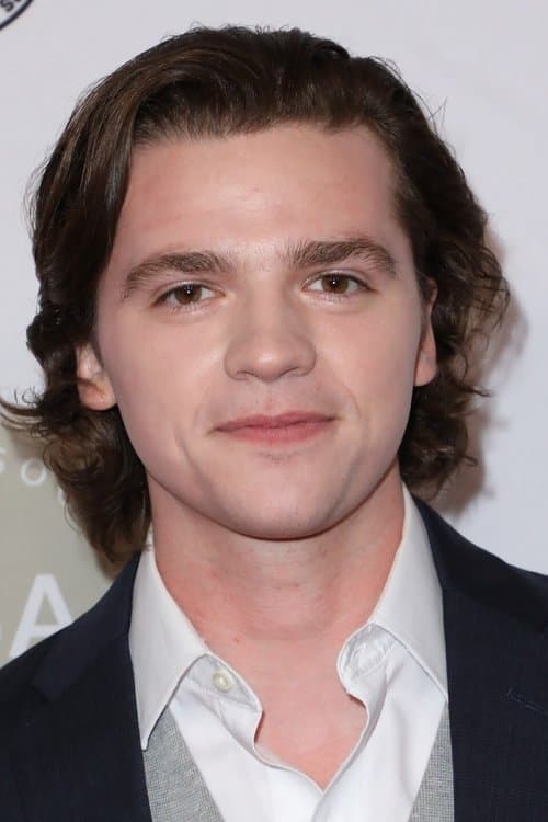 Joel Courtney profile photo