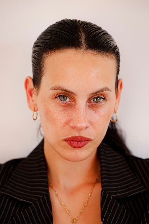 Milena Smit profile photo