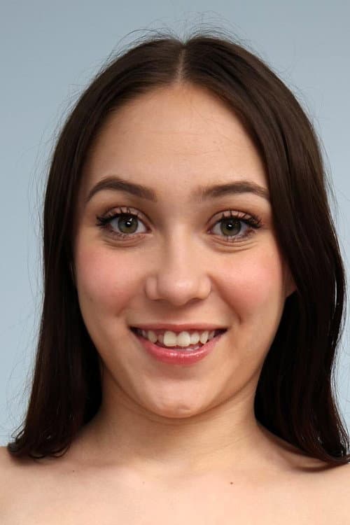 Mia River profile photo