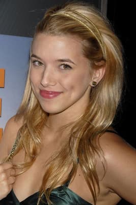 Carlie Casey profile photo