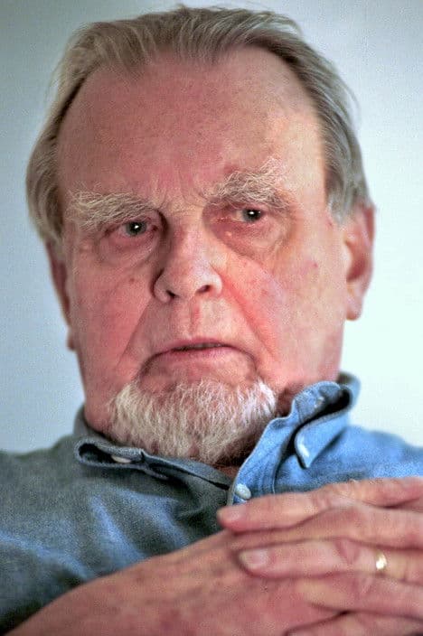 Czesław Miłosz profile photo