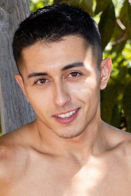 Tyler Lakes profile photo