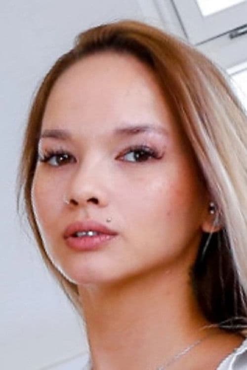 Monika Phamous profile photo