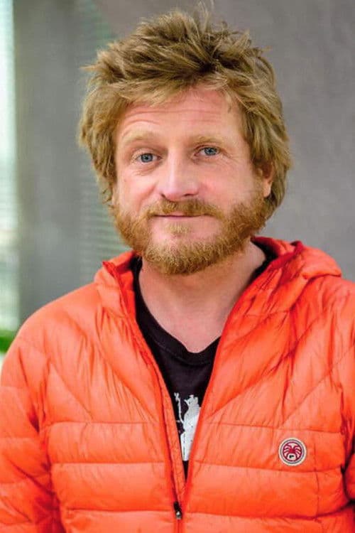 Tomasz Mackiewicz profile photo