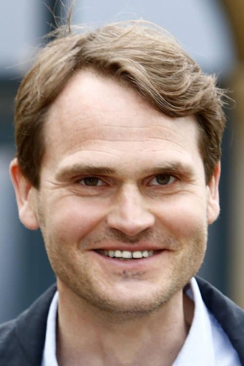 Fabian Hinrichs profile photo