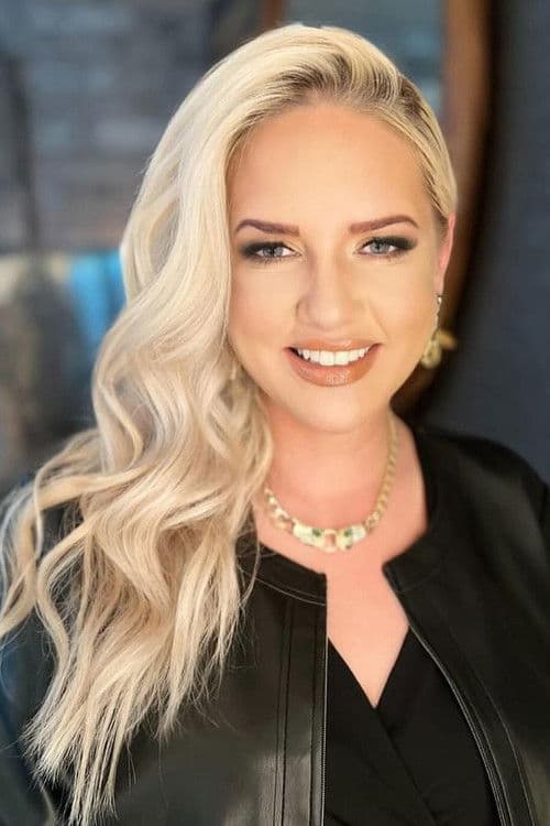 Sarah Knappik profile photo