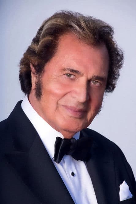 Engelbert Humperdinck profile photo