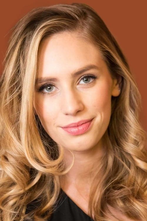 Dylan Penn profile photo