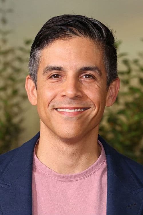 Matthew López profile photo