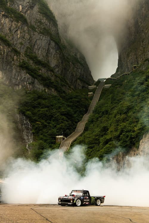 Ken Block's Climbkhana TWO: Tianmen Mountain poster