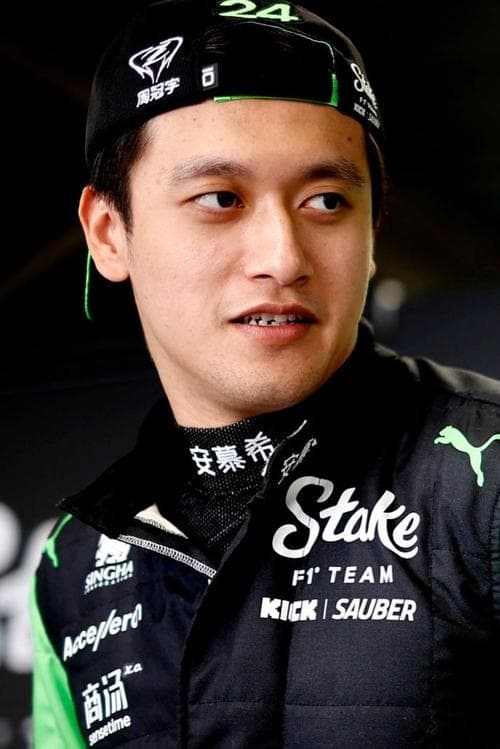 Zhou Guanyu profile photo