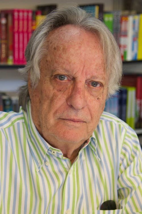 Alberto Vázquez Figueroa profile photo