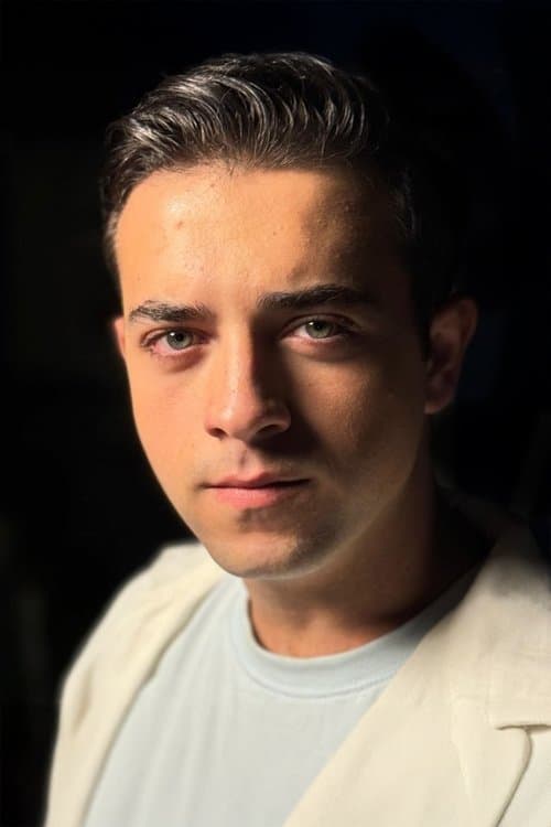 Berat Efe Parlar profile photo