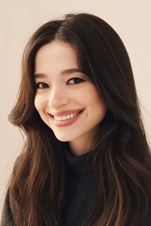 Mikey Madison profile photo