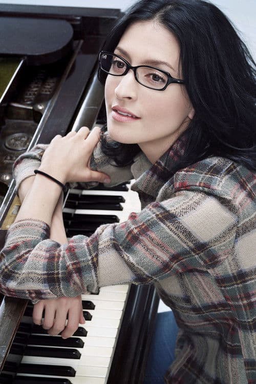 Angela Aki profile photo