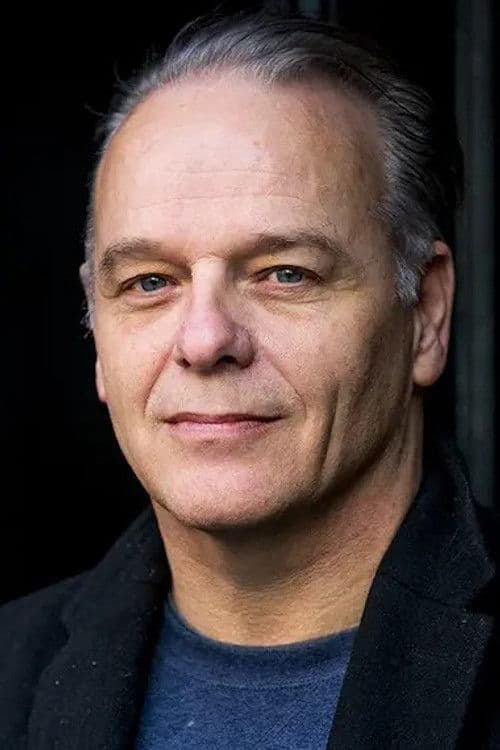 Wierd Duk profile photo