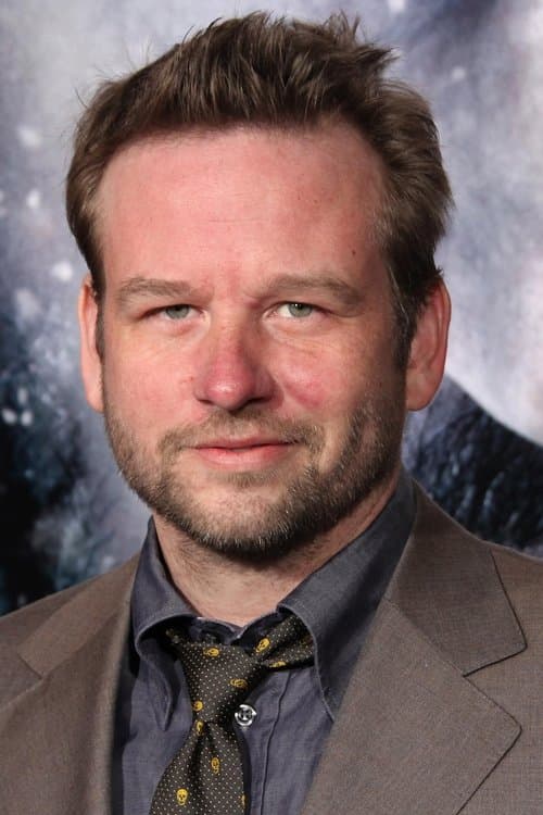 Dallas Roberts profile photo