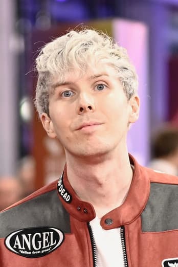 Phil Lester profile photo