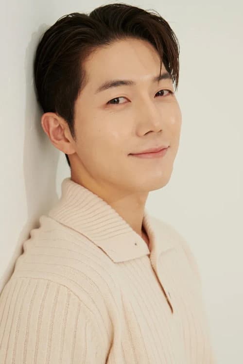 Park Min-jae profile photo