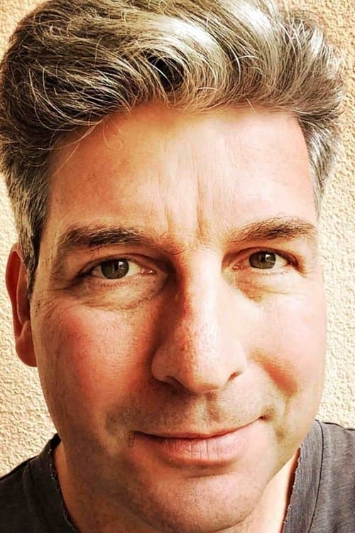 Till Müller-Edenborn profile photo