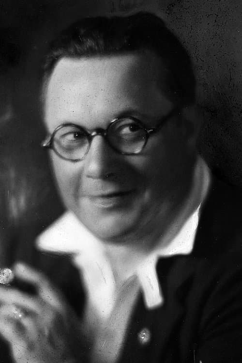 Willard Louis profile photo