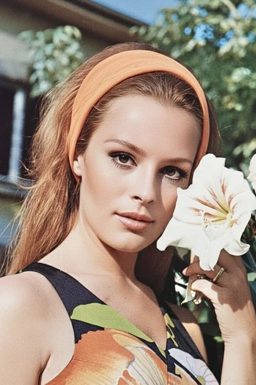 Hülya Koçyiğit profile photo