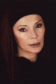 Işık Yenersu profile photo