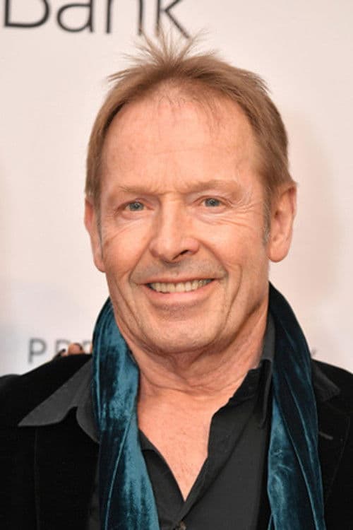 Simon Kirke profile photo