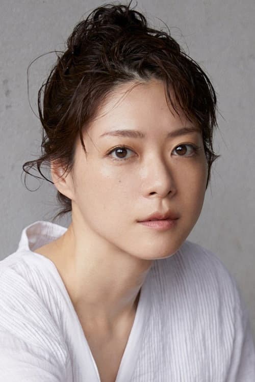 Juri Ueno profile photo