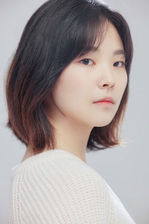 Kim Min-ju profile photo