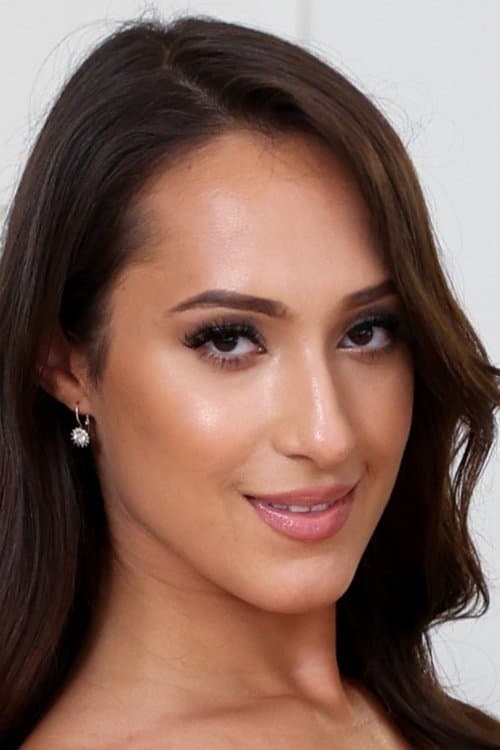 Mishel Dark profile photo